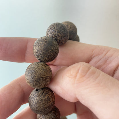 天然沈香手串14MM 純銀925 無盡結吊墜 I 佛禪禮物之選