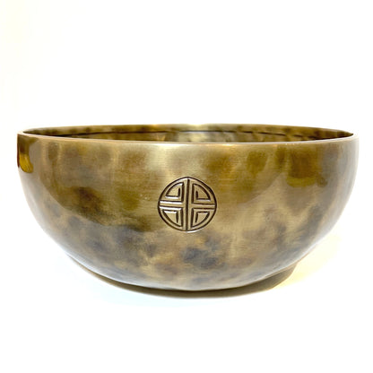 Hand Hammered Full Moon Nepal Healing Therapy Singing Bowl 24cm